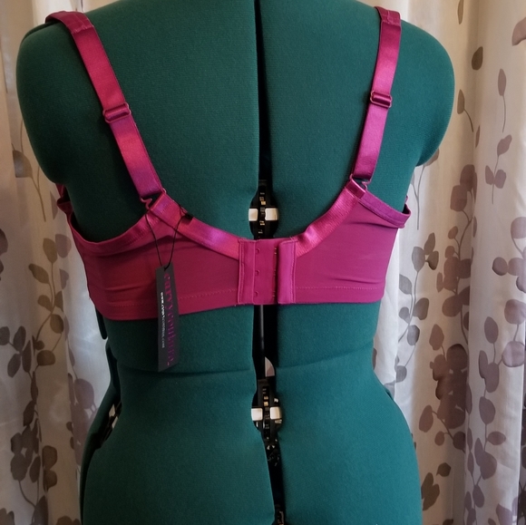 40DD Raspberry Pink Bra - Picture 3 of 7